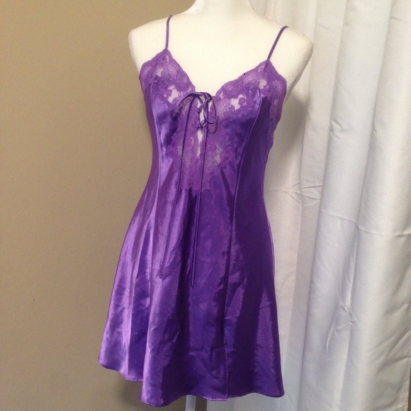 Frederick's of Hollywood Other - Gorgeous Silky & Sexy Chemise